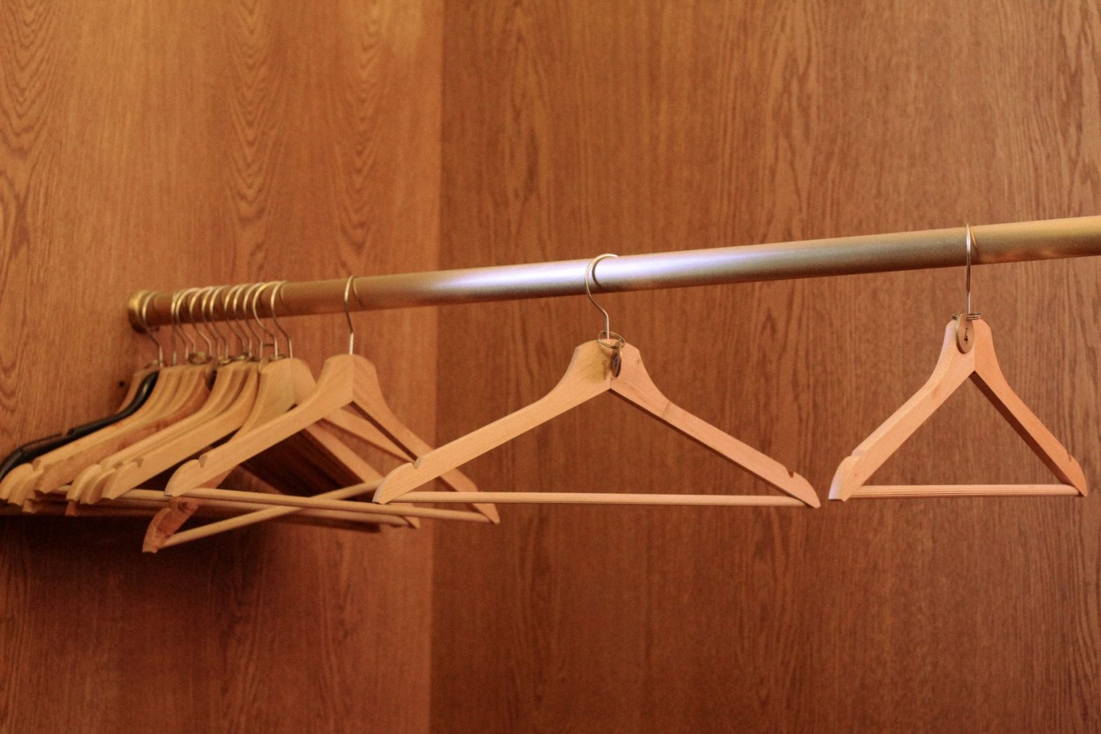 Bolsas para guardar roupas: Como escolher o modelo ideal para sua necessidade