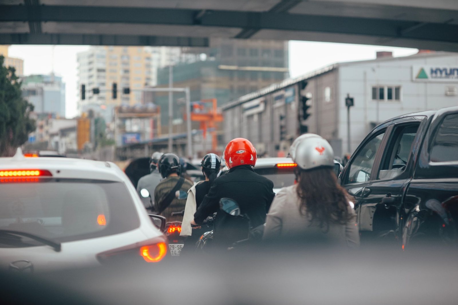 Como Escolher o Melhor Baú ou Organizador (Contêiner) para sua Moto